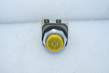 ALLEN BRADLEY 800T-B  YELLOW PUSHBUTTON 