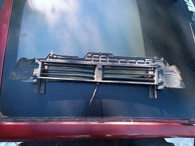 2016-2023 CHEVROLET MALIBU FRONT LOWER RADIATOR COOLING AIR SHUTTER ...