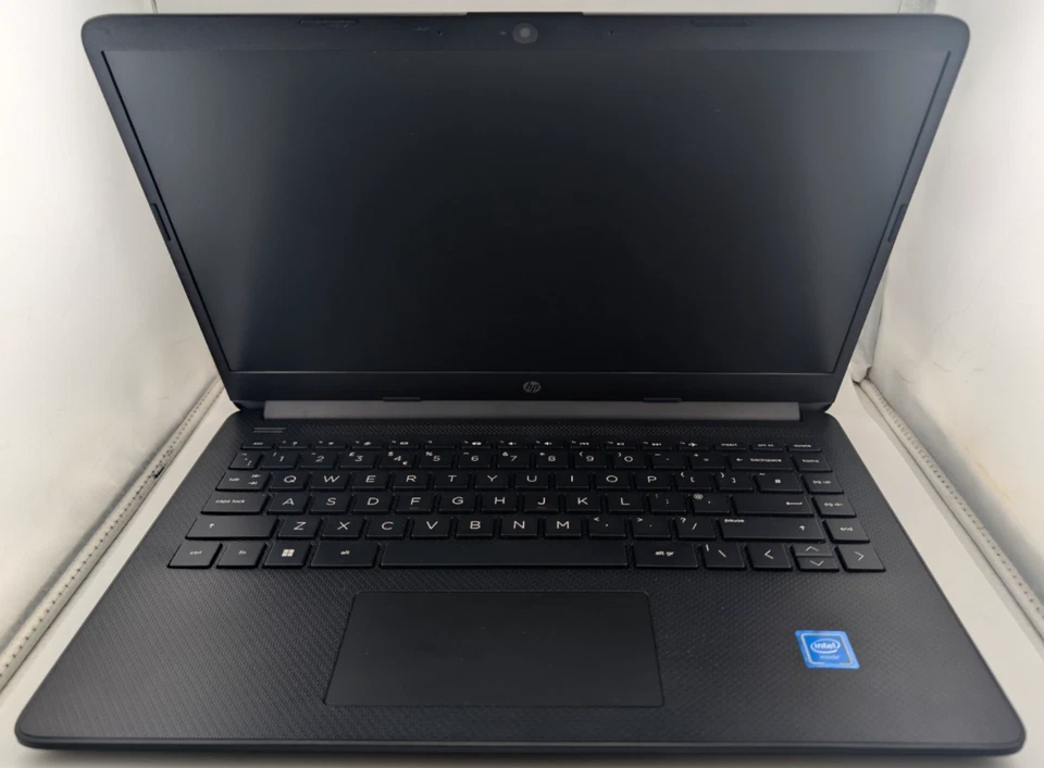 HP Laptop Stream 14s-DQ0034NA 14" Celeron 4GB RAM 128GB SSD Black - Image 2 of 4