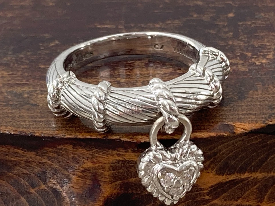 Judith Ripka Dangling Heart Charm CZ Stones Sterling Silver Fidget Ring Size 7 - Image 2 of 4