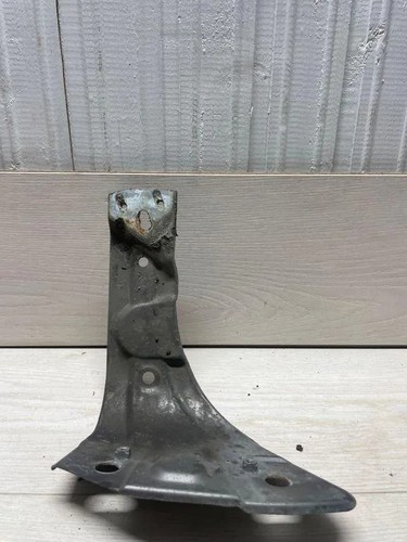 VW PASSAT Variant B7 365 Kotflügelhalter vorne links 3AA821142 1.97 34975042