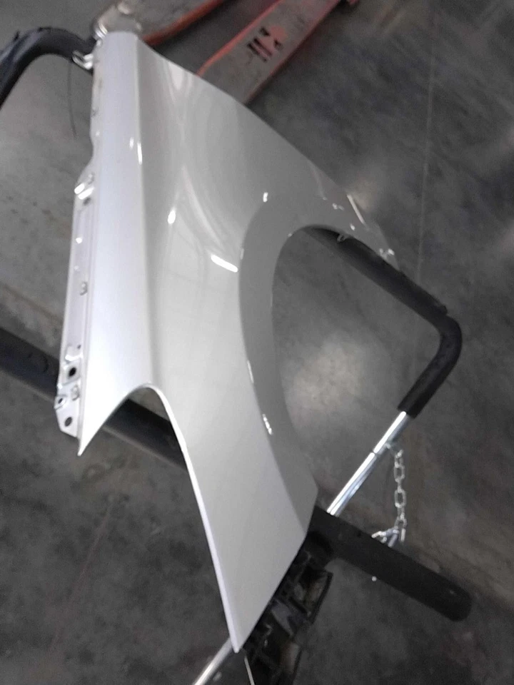 Guardabarros delantero izquierdo usado se adapta a: Hyundai Azera 2016 delantero izquierdo grado A Foto 2 de 4