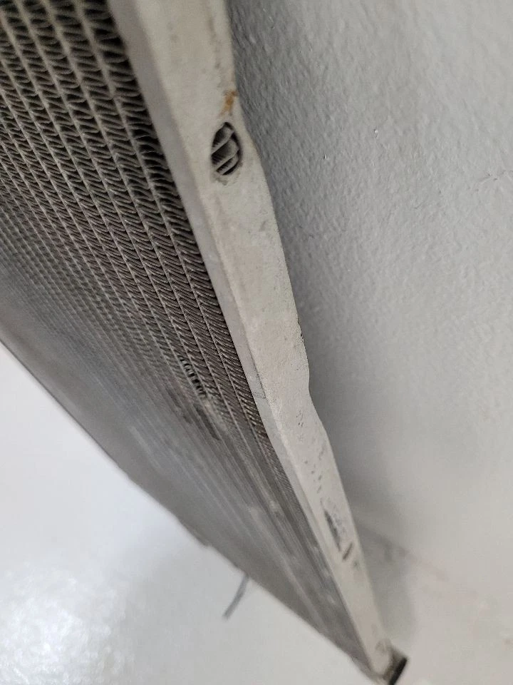 2014-2020 CHEVROLET IMPALA AC Condenser 23305638 14-20 - Image 4 of 4