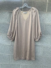 TRINA TURK Cameo Dress Womens Size 8 Rose Gold Sandstone V-Neck *MISSING BELT*