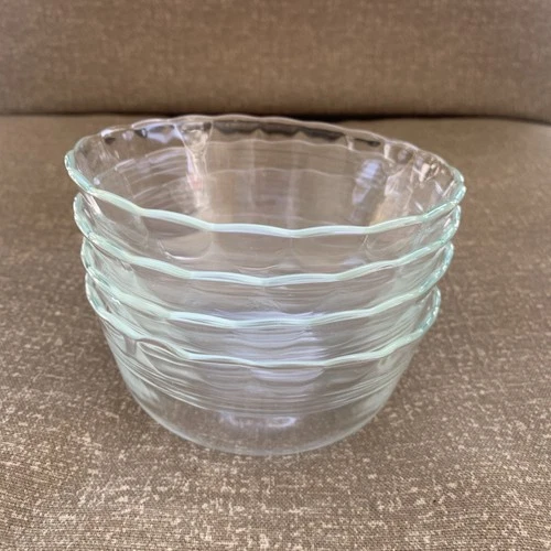 Set of 4 Vintage PYREX Corning Glass Bowl 464 300 ml  Made In USA