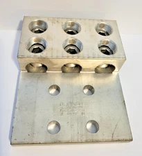 Burndy KK3A40U-4N Universal Terminal Block 3-Conductor 350-800 KCMIL New