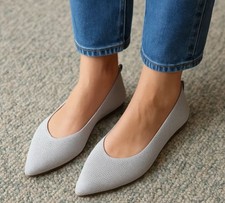 Everlane Day Glove ReKnit Flats Women  s Size 8 Light Gray Knit Pointed Toe Shoes