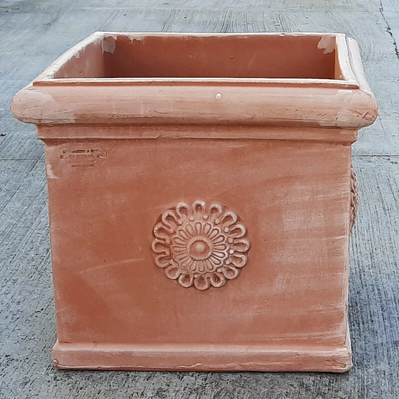Vaso quadrato quadro Cubo in terracotta Fioriera piedini Omaggio resistente Gelo - Immagine 4 di 4