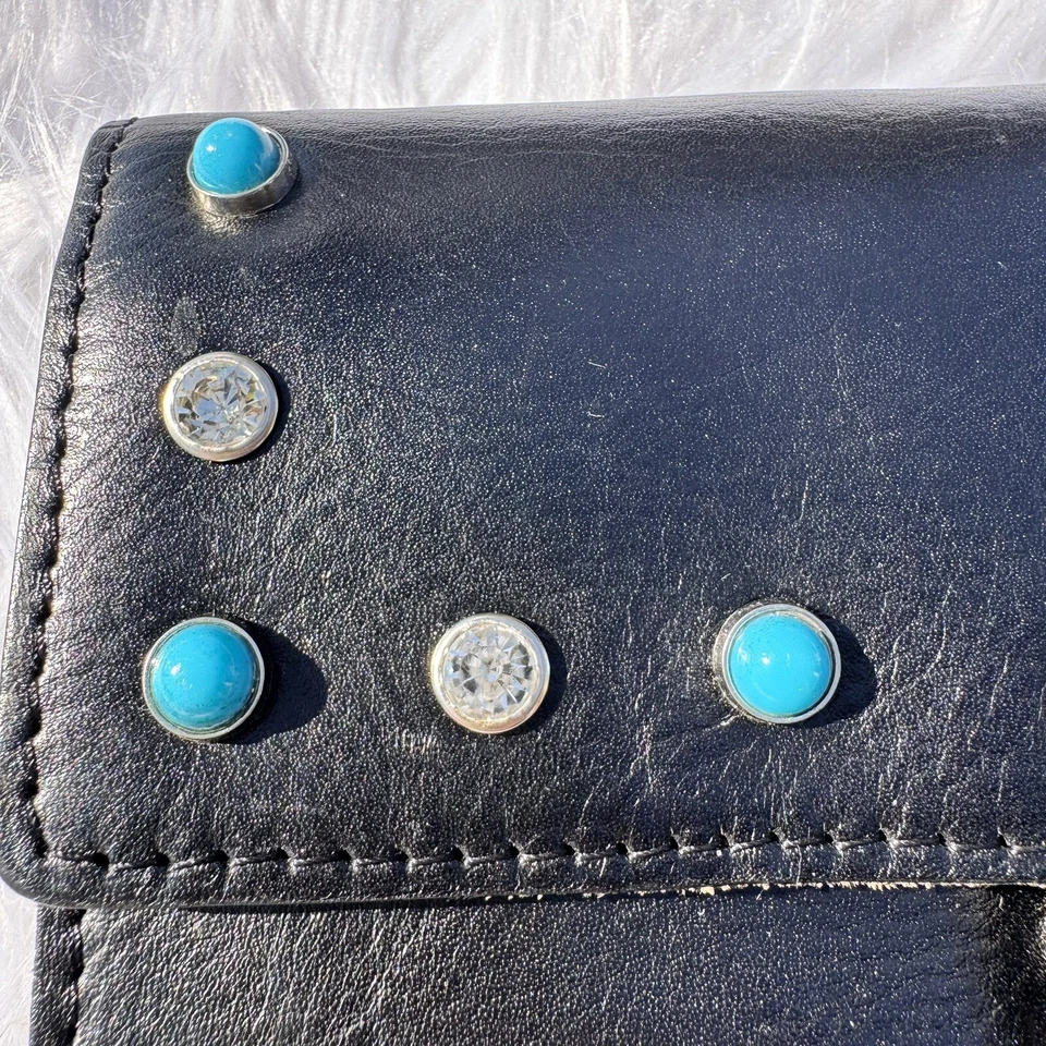 PATRICIA NASH Bolso sin asas de cuero italiano negro Billetera grande para tarjetas triple pliegue tachonado Foto 2 de 4