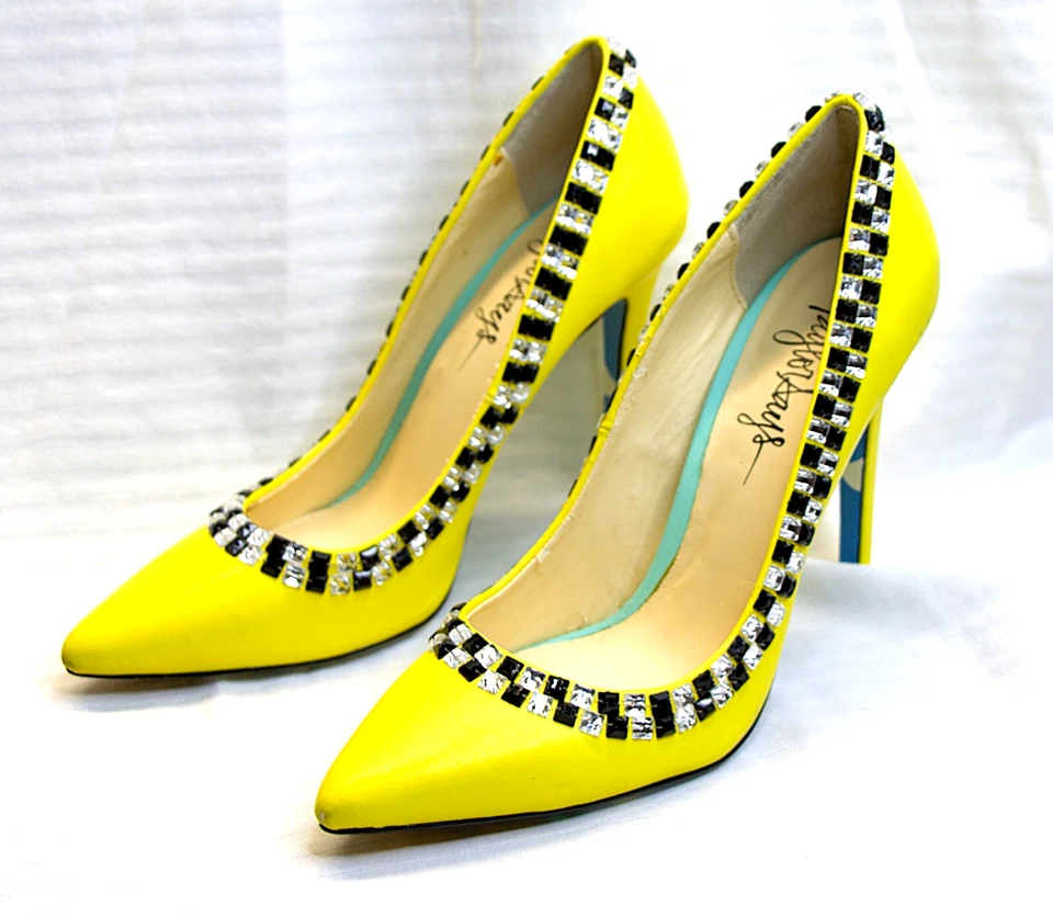 Zapatos de tacón alto Taylor Says Yellow Cab New York 6,5 diamantes de imitación Foto 2 de 4