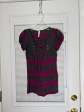 Women's Junior Fuchsia And Gray Striped Annaballe Shirt With Gold Accent Size M 