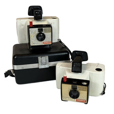 Polaroid Camera Swinger Model 20 Lot of 2 VINTAGE 1960s Land UNTESTED 1 Case