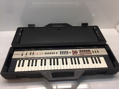 Casio Casiotone MT-400V Vintage Synthesizer with Case, Speakers Adapter 
