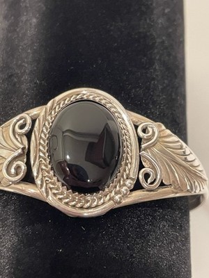 Vintage Navajo Sterling Silver Black Onyx Adjustable Cuff Bracelet Leaf Design