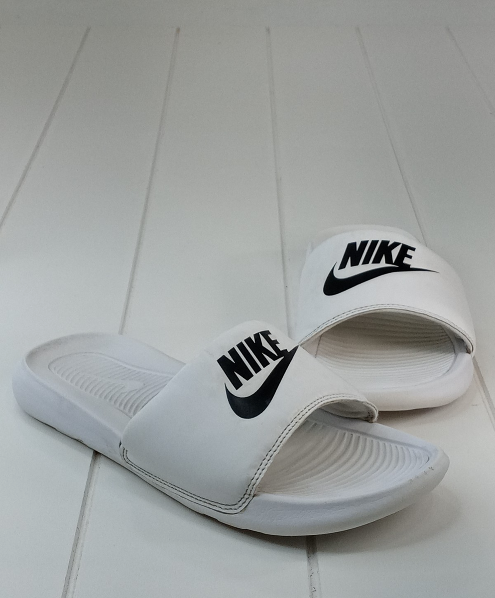 womens nike slides white
