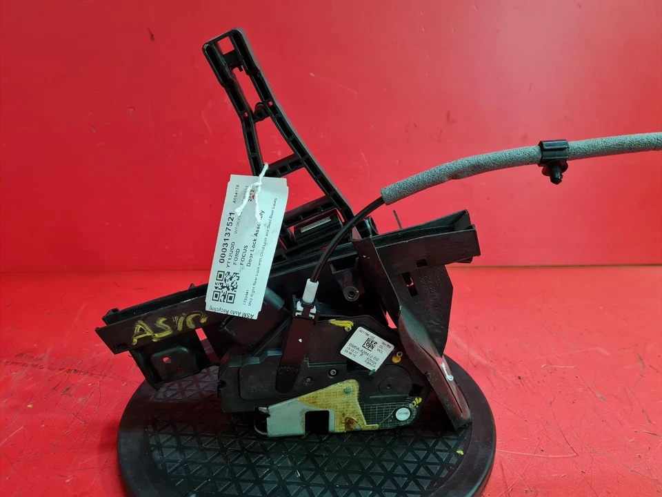 FORD FOCUS CERRADURA TRASERA DERECHA CERRADURA PUERTA CATCH ACTUADOR SOLENOIDE 2012 Foto 2 de 4