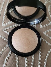 Mally Glowing Goddess Luminizer🌷 *Rosy Glow 🌷0.20 Oz NWOB 