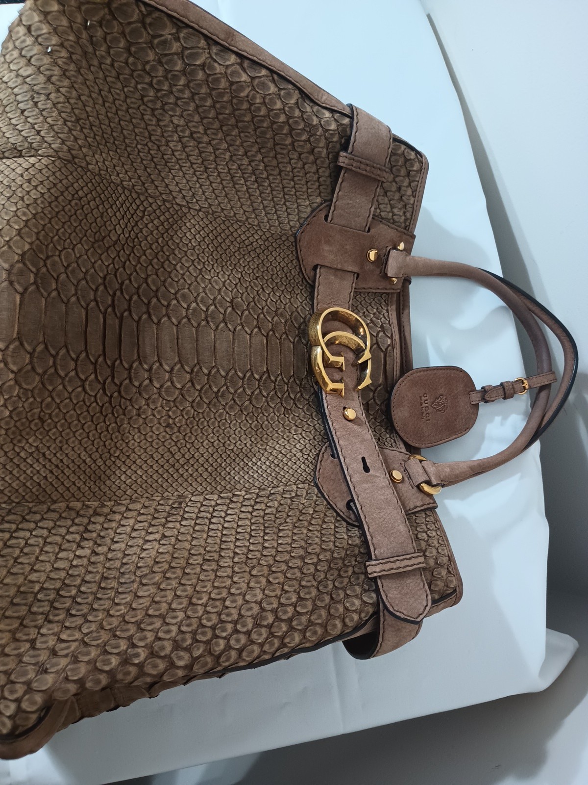 GUCCI Brown Python GG Running Medium  Leather Bag - image 12
