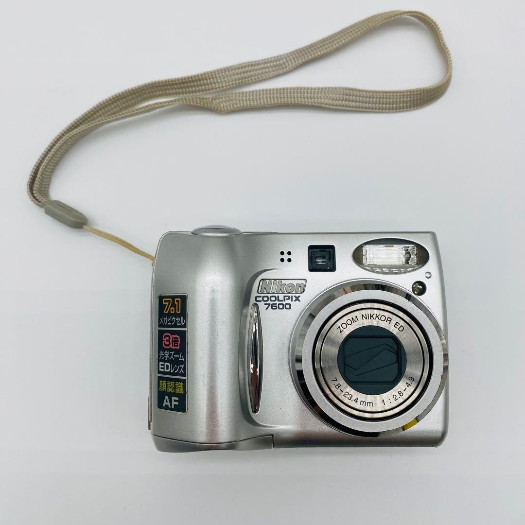Nikon COOLPIX 7600 Compact Digital Camera Tested Working Seller