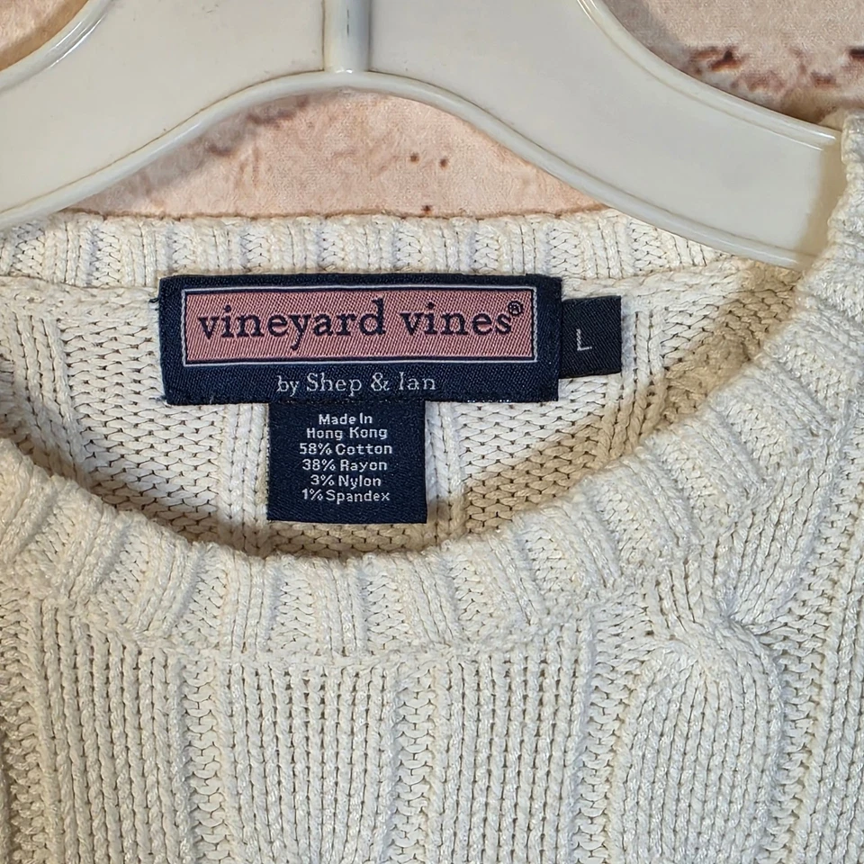 Suéter Vineyard Vines tejido con cable logotipo de ballena para mujer grande mezcla de algodón crema Foto 3 de 4