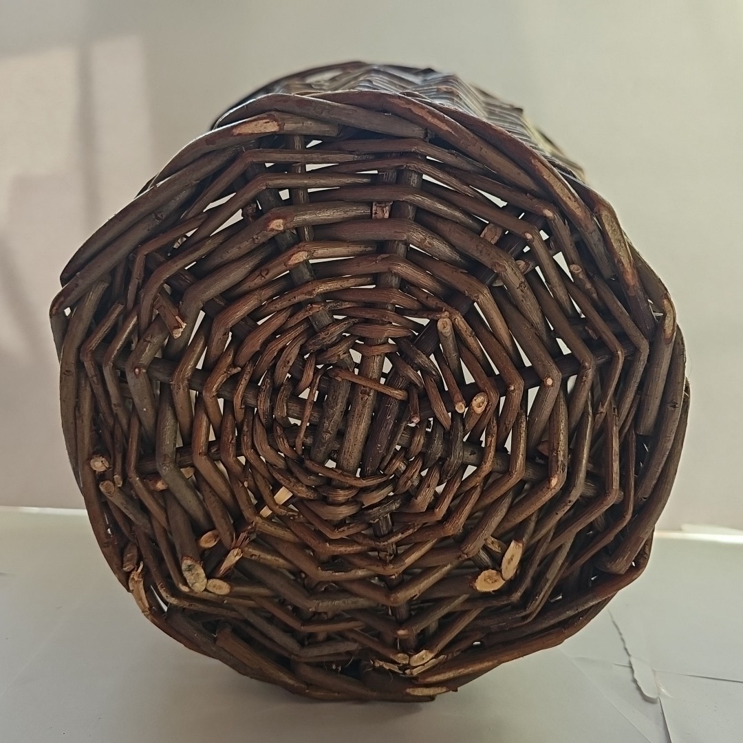 Basket Primitive Rustic Display 12" Round Distressed 10" Tall Country Decor Med