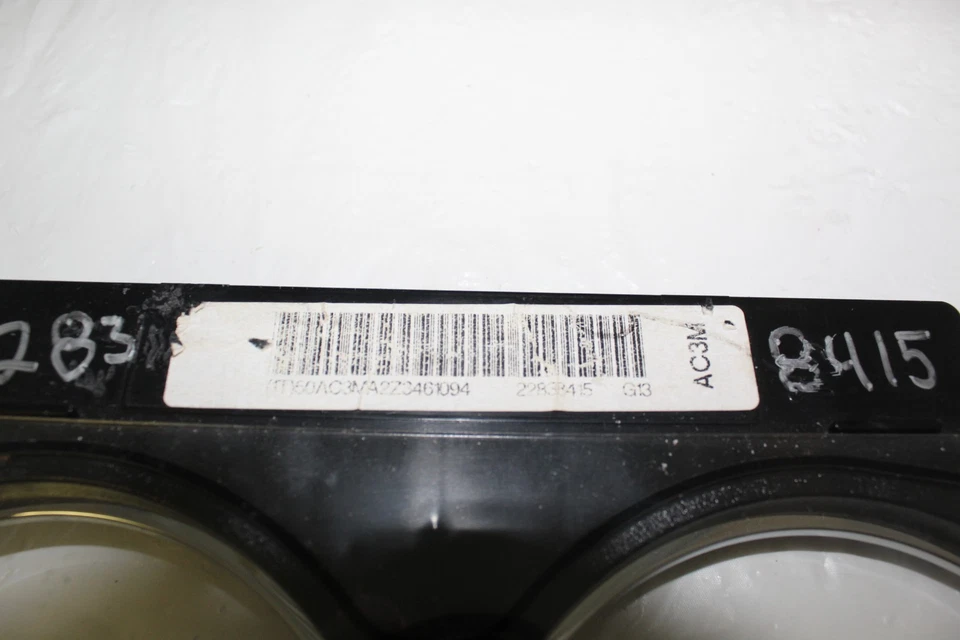 Velocímetro Cluster 2012-14 GMC Sierra127.539 millas sin lente Foto 3 de 3