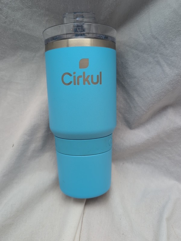 Cirkul Double-Wall Insulated Stainless Steel Tumbler baby blue 24 ounce 2018 