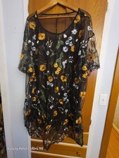 Shein Embroidered Sheath Dress Poppies Size 28/30 (UNDER DRESS NOT INCLUDED)