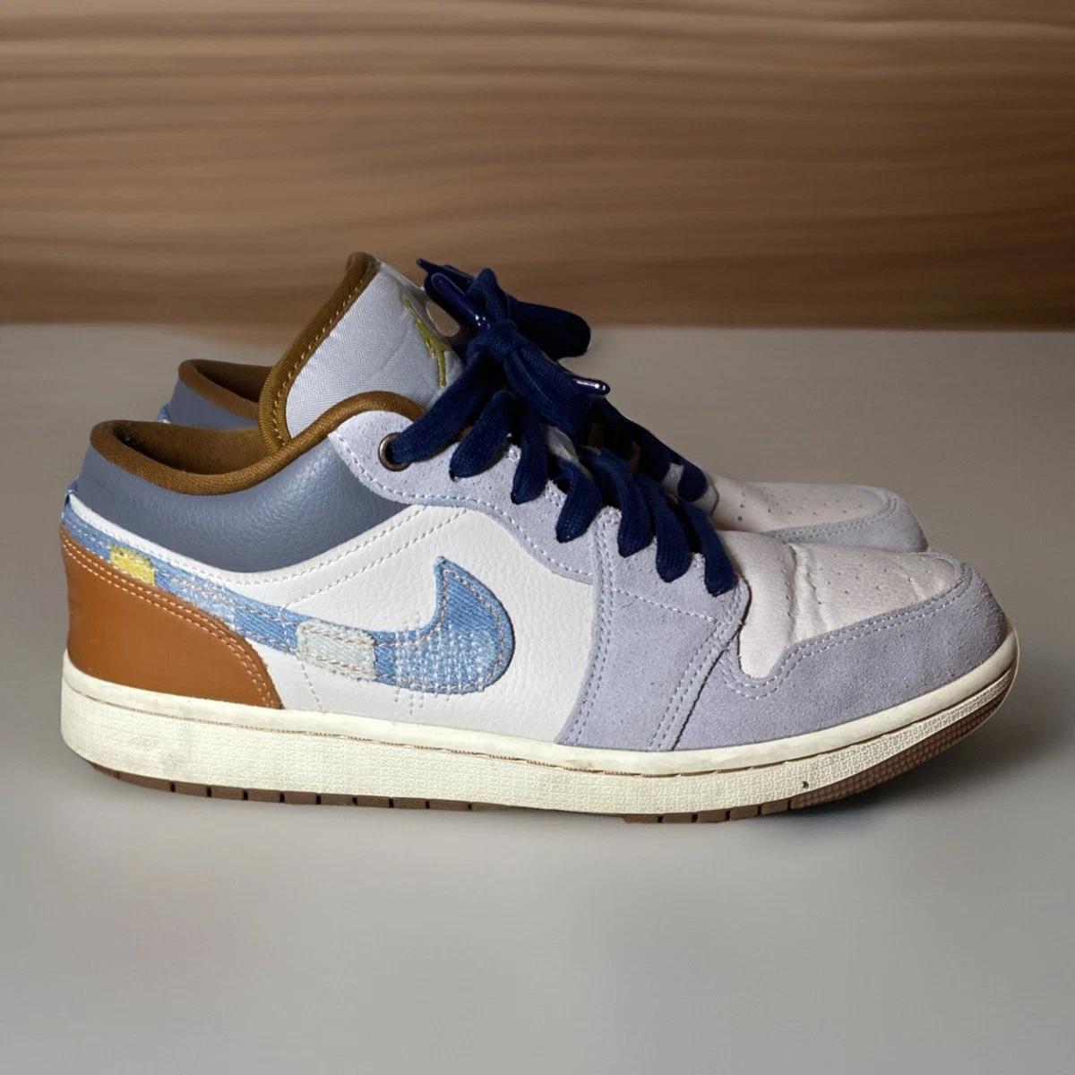 Preços baixos em Jordan 1 SE Low Repaired Denim Swoosh | eBay