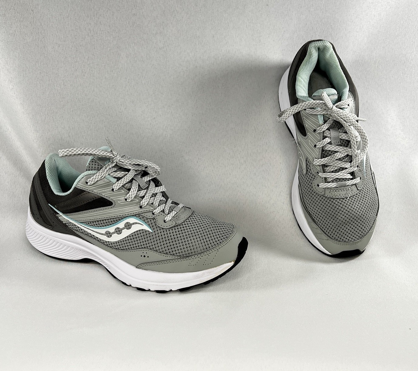 Saucony Cohesion TR15 Grey & Lt Green Running Shoes S10704-1 Women's 8.5W EUC thumbnail 2