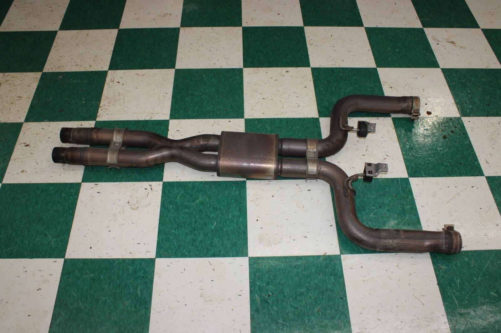18-21 Ghibli 3.0L Motor Engine Factory Exhaust System Midpipe Mid Pipe Resonator