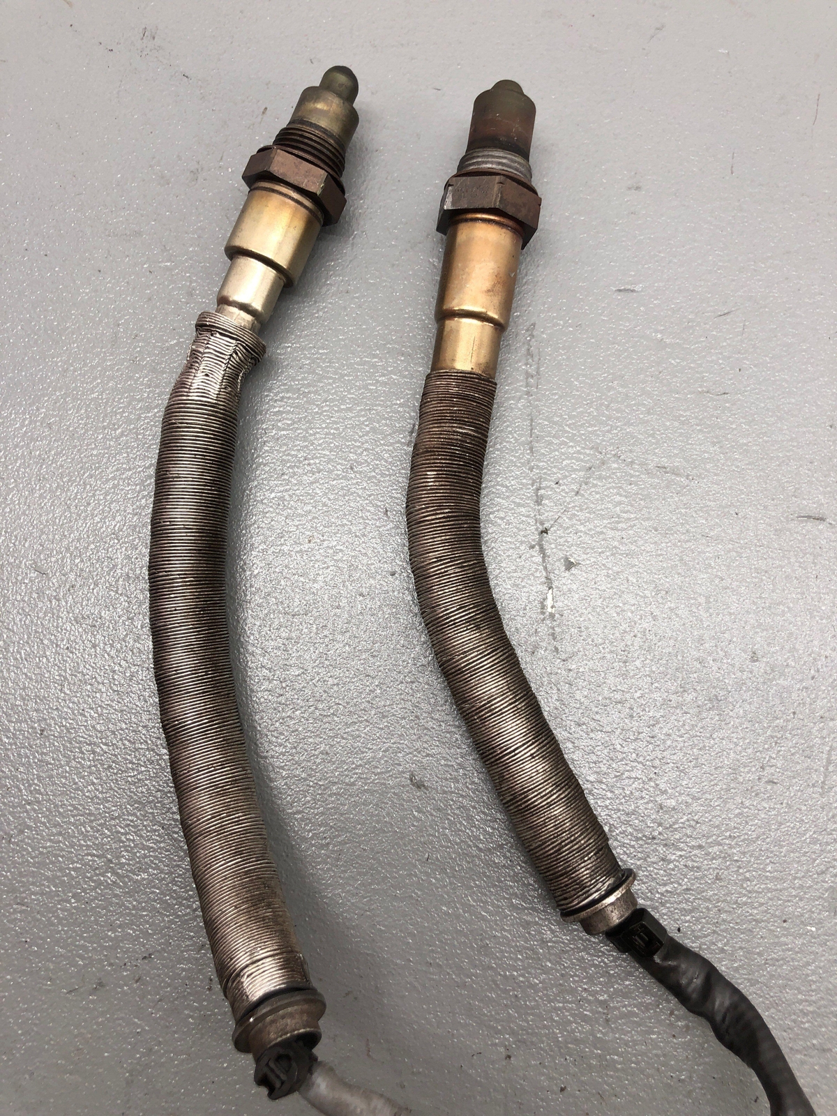 2014-2020 BMW I8 1.5L O2 OXYGEN SENSOR SET 8617029 8617030 OEM 2015 2016 2017