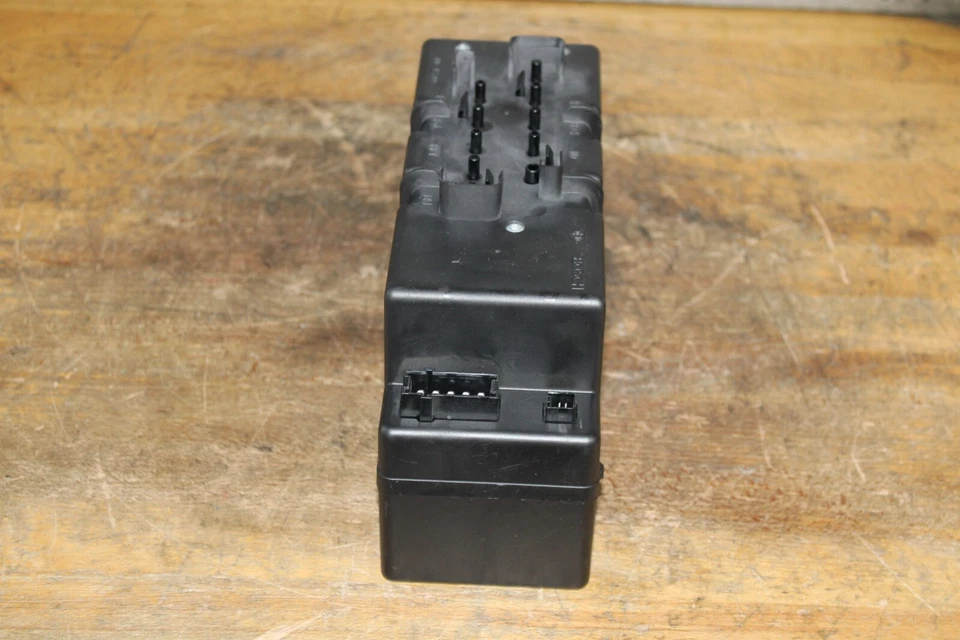 2001 01 Mercedes-Benz S500 Central Locking Door Vacuum Pump 220 800 05 48 OEM - Image 3 of 4