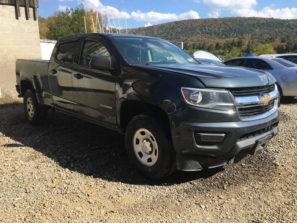 17 CHEVY COLORADO Radiator Foto 3 de 4