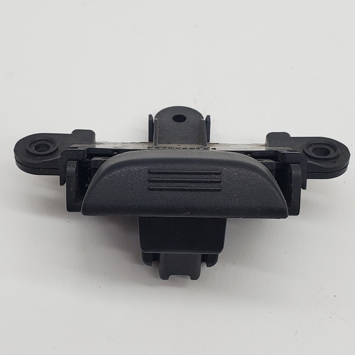 2000-2006 Nissan Sentra LATCH Storage Cubby Lid Compartment Top