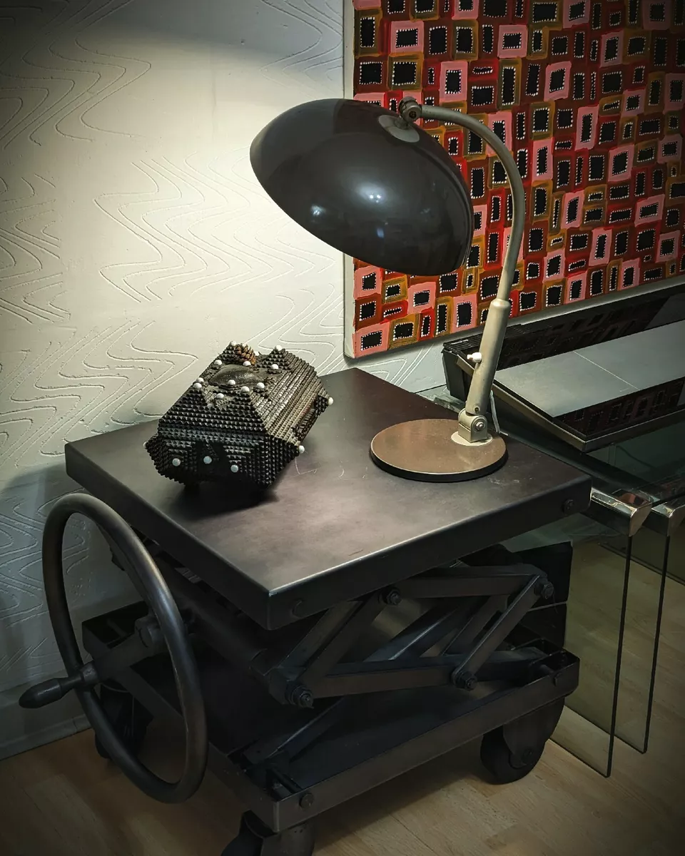 Restoration hardware scissor lift table deals