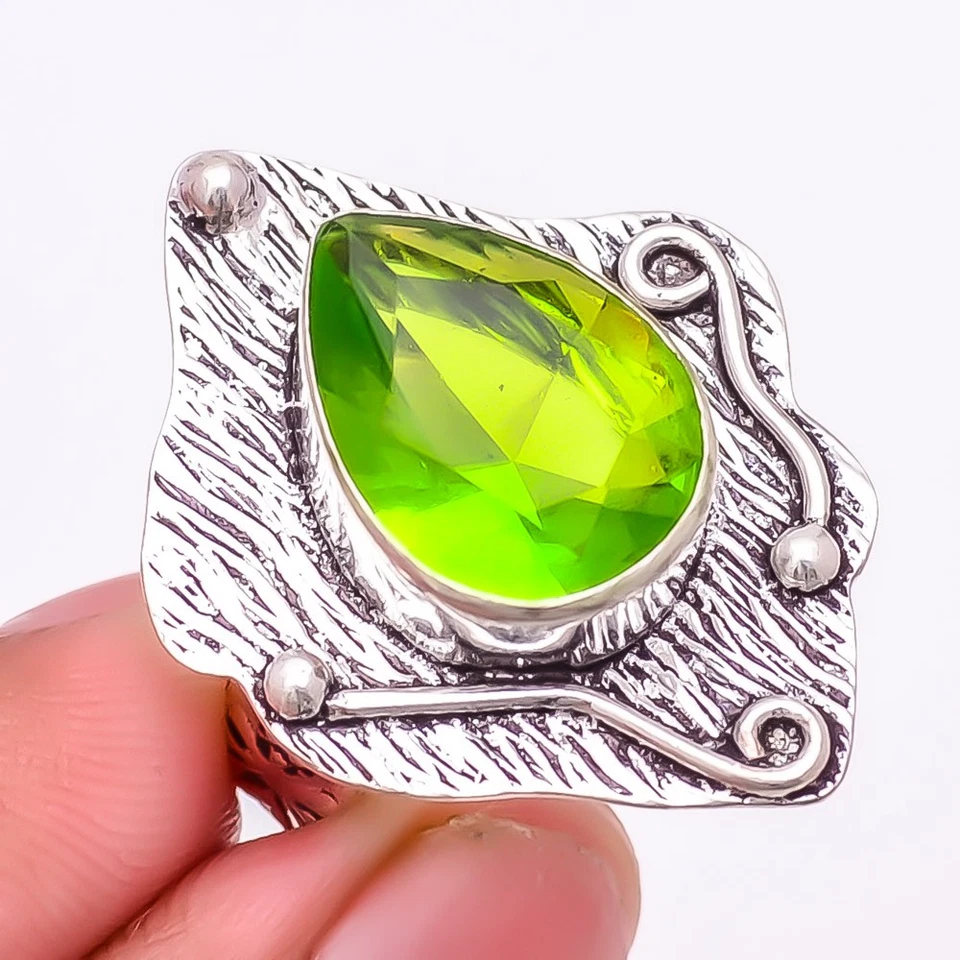 Burmese Peridot Gemstone Silver Plated Jewelry Ring s.9 S2768 - Image 2 of 4