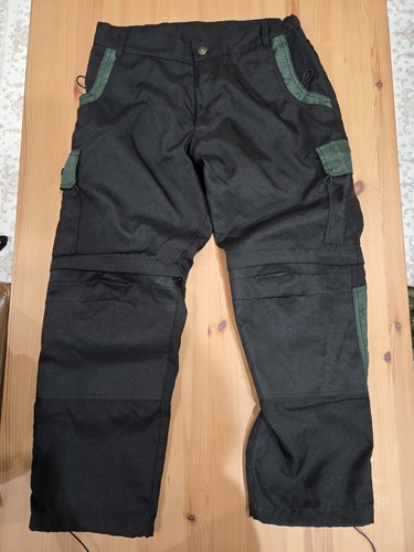 Official Paintball Gear Pants Size 32 - Black & Green