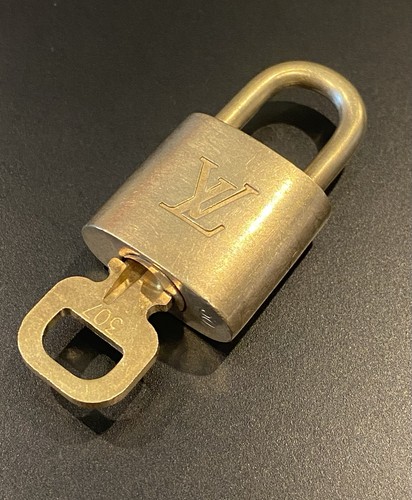 Vintage Louis Vuitton Luggage Lock #307 - Picture 2 of 4