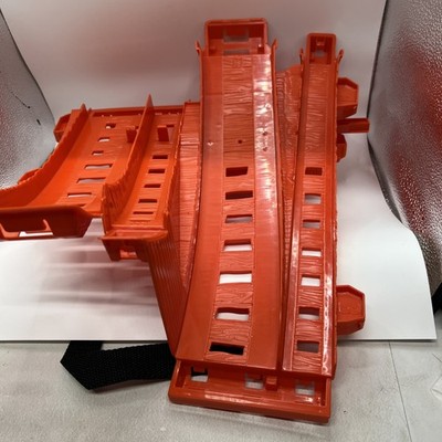       Hot Wheels Monster Truck T-Rex Volcano Arena G5 E3 G1 F3 Track Parts
