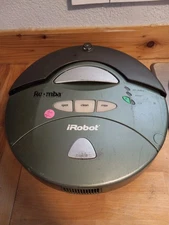 iRobot Roomba Sage Green Model 4105 w/ Battery for Parts or Repair