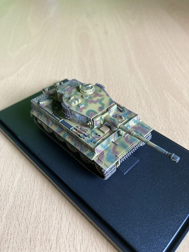 Dragon Armor 60543, Tiger I Late Production w/Zimmerit, 2. s.Pz.Abt.101 „LAH“ - Bild 4 von 4