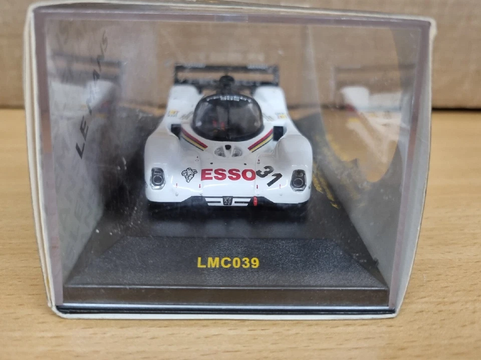 IXO LMC039 Peugeot 905 #31 LM 1992 Foto 3 de 4