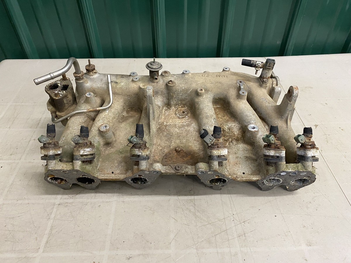 1979-83 Nissan 280ZX OEM L28 Engine Intake Manifold P71 w