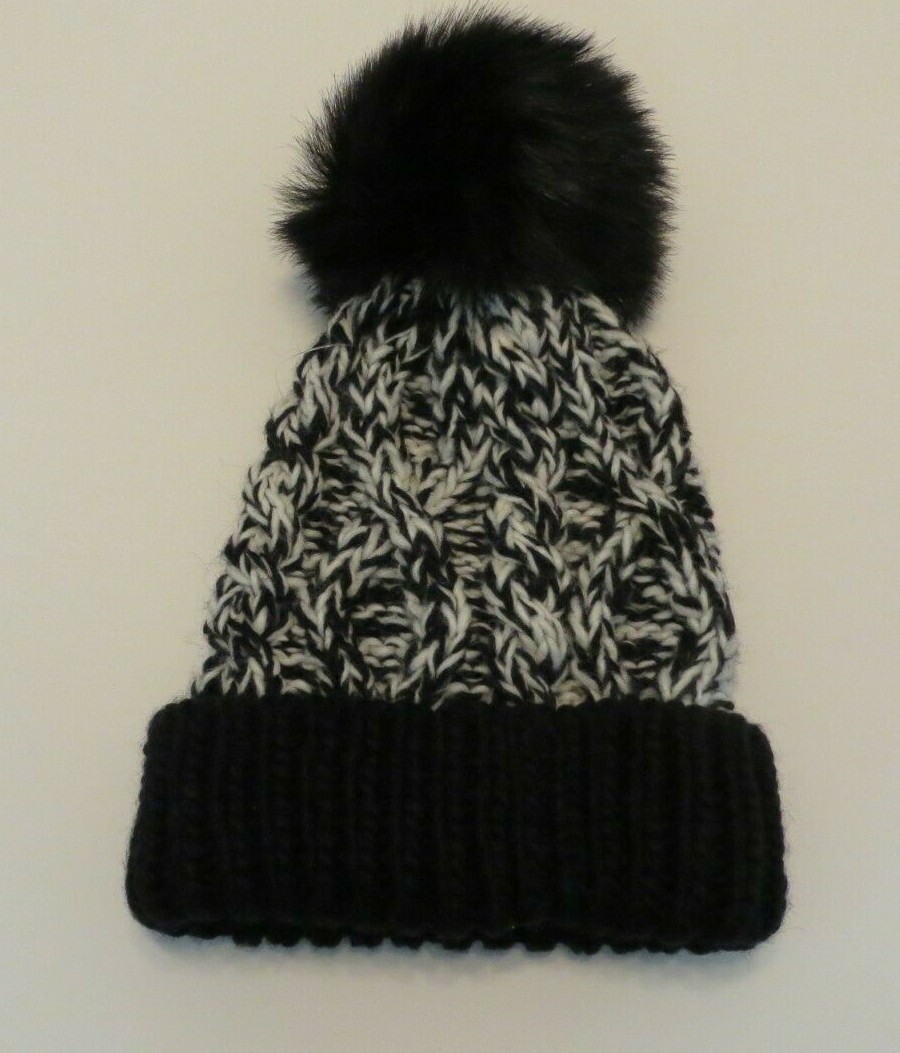 Kyi Kyi Faux Fur Pompom Waffle Knit Beanie Hat Black/ White  display picture 3