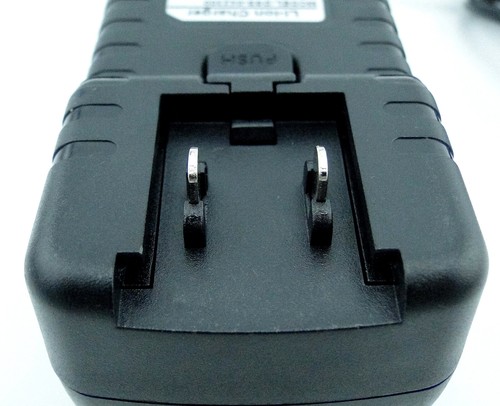 Cargador Inteligente 16.8V 1.5A para Batería Recargable 14.4V 14.8V Li-ion LiPo - Imagen 4 de 10