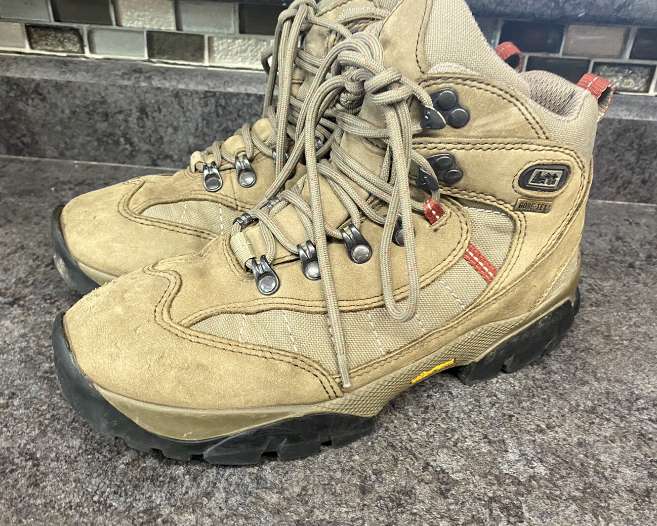 REI Monarch III GTX Hiking Boots Women's Walnut Gore … Gem