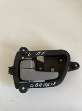 Porte avant et accessoires Mitsubishi GRANDIS