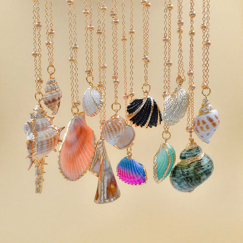 Trendy shell deals choker