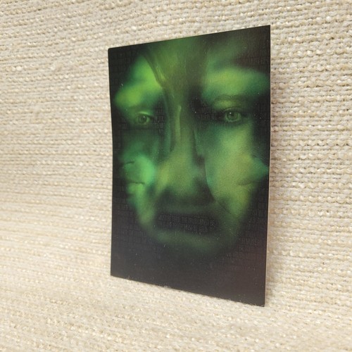 Rare X File Promo Oversized Hologram VHS Insert Card 3.5x5" w/Bend 2306106G - Picture 3 of 7